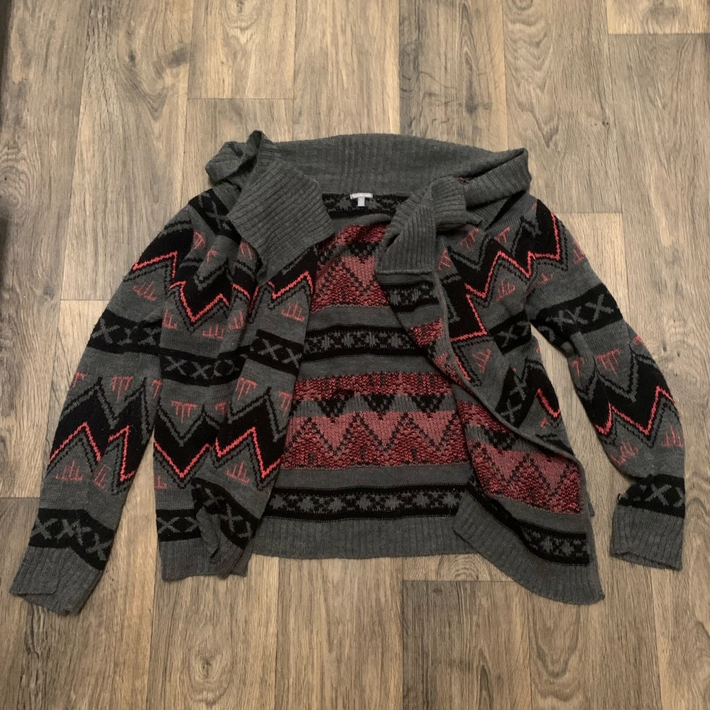 Patterned Sweater - Picture 3 of 5